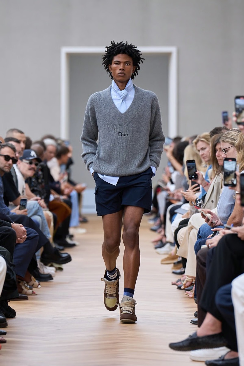 » With Dior Spring 2026, Anderson Gives Old Codes New Weight Dior Spring Summer 2026 006
