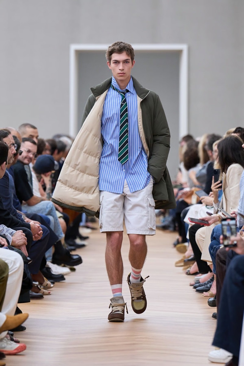 » With Dior Spring 2026, Anderson Gives Old Codes New Weight Dior Spring Summer 2026 034