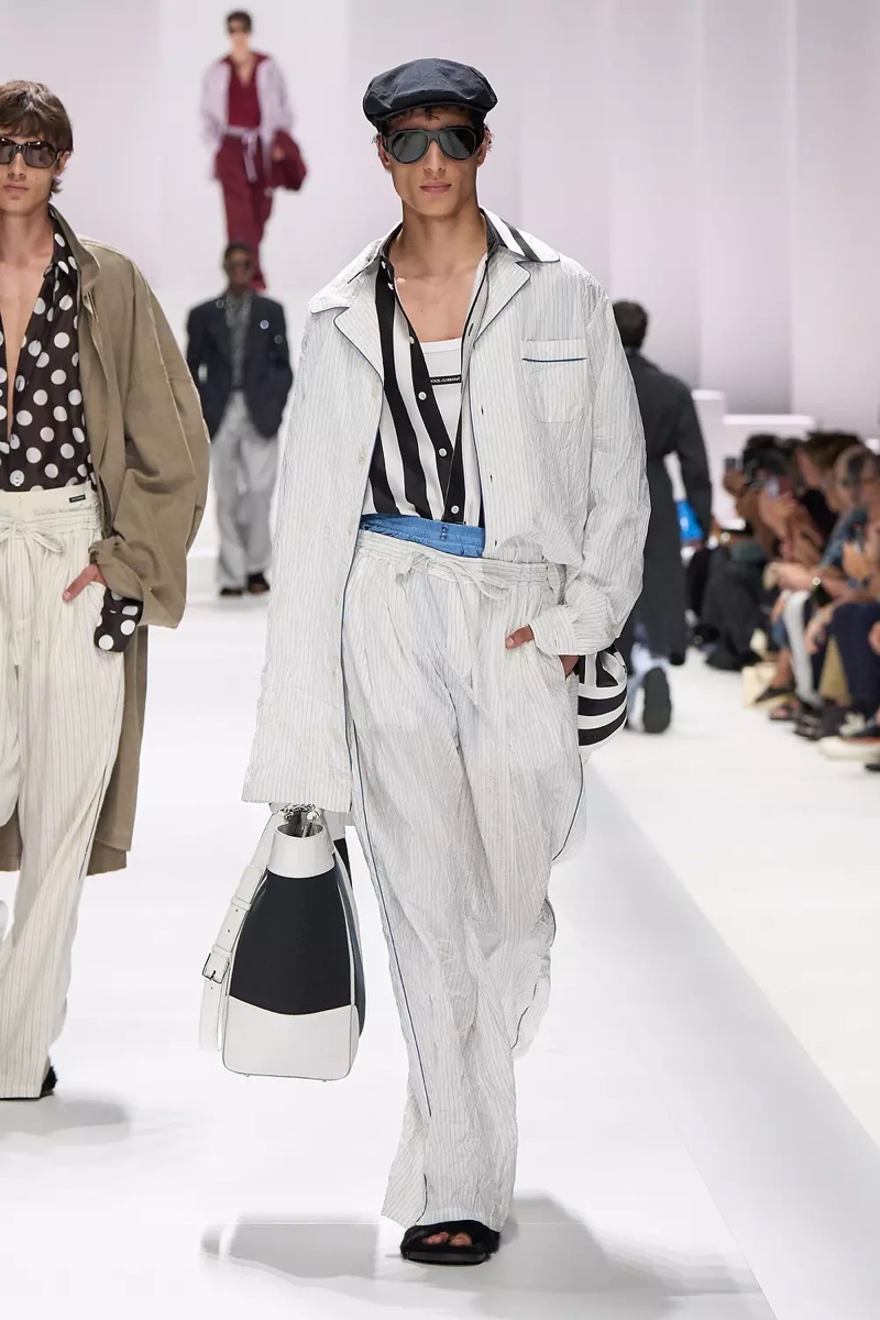 » Dolce & Gabbana Spring 2026 Introduces the Pyjama Boys Dolce Gabbana Spring Summer 2026 020