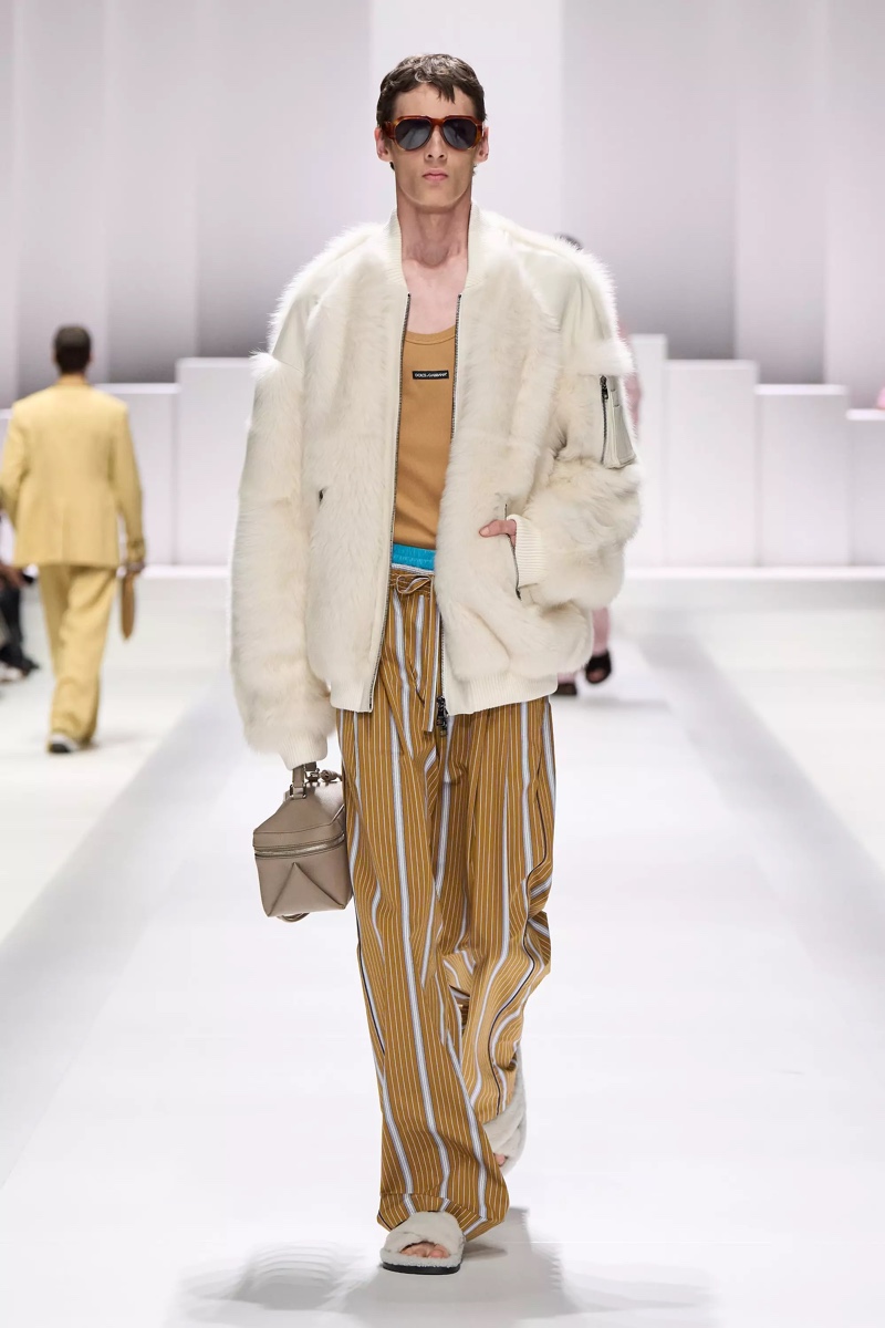 » Dolce & Gabbana Spring 2026 Introduces the Pyjama Boys Dolce Gabbana Spring Summer 2026 035