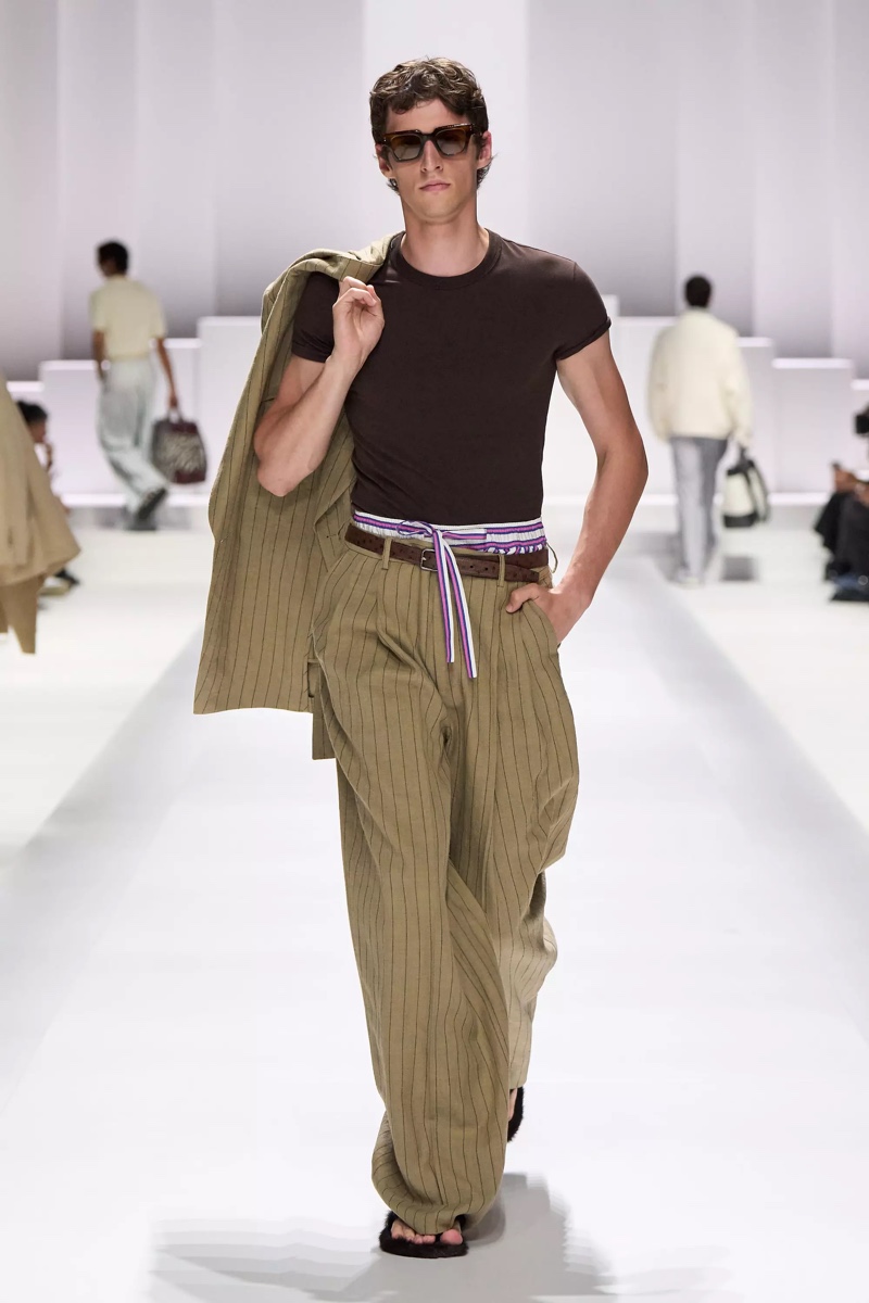 » Dolce & Gabbana Spring 2026 Introduces the Pyjama Boys Dolce Gabbana Spring Summer 2026 045