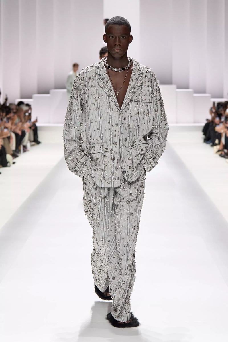 » Dolce & Gabbana Spring 2026 Introduces the Pyjama Boys Dolce Gabbana Spring Summer 2026 074