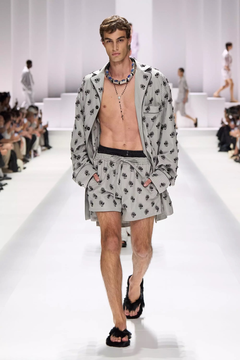 » Dolce & Gabbana Spring 2026 Introduces the Pyjama Boys Dolce Gabbana Spring Summer 2026 077