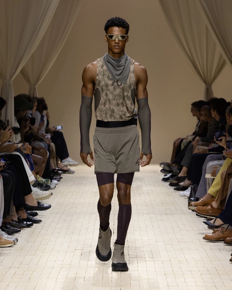 » Emporio Armani Spring 2026 Dresses the Modern Nomad Emporio Armani Spring Summer 2026 006
