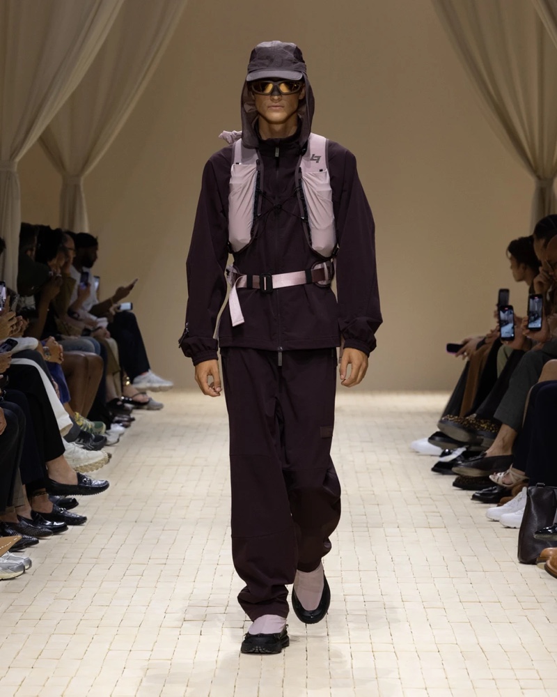» Emporio Armani Spring 2026 Dresses the Modern Nomad Emporio Armani Spring Summer 2026 011