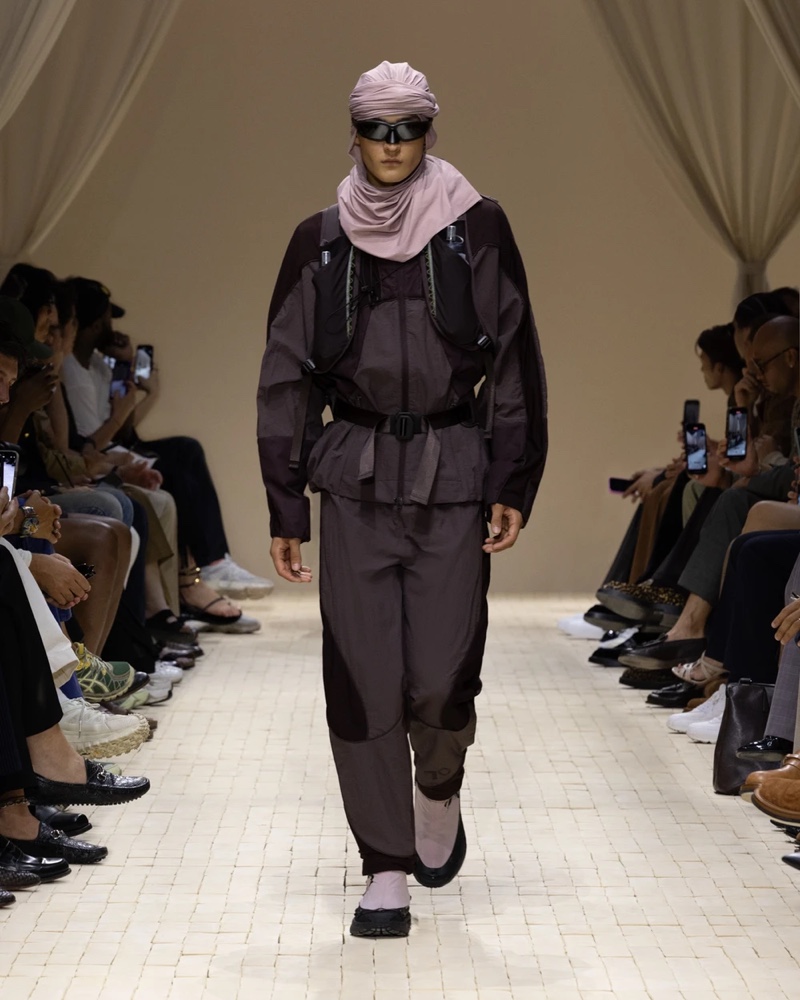 » Emporio Armani Spring 2026 Dresses the Modern Nomad Emporio Armani Spring Summer 2026 012