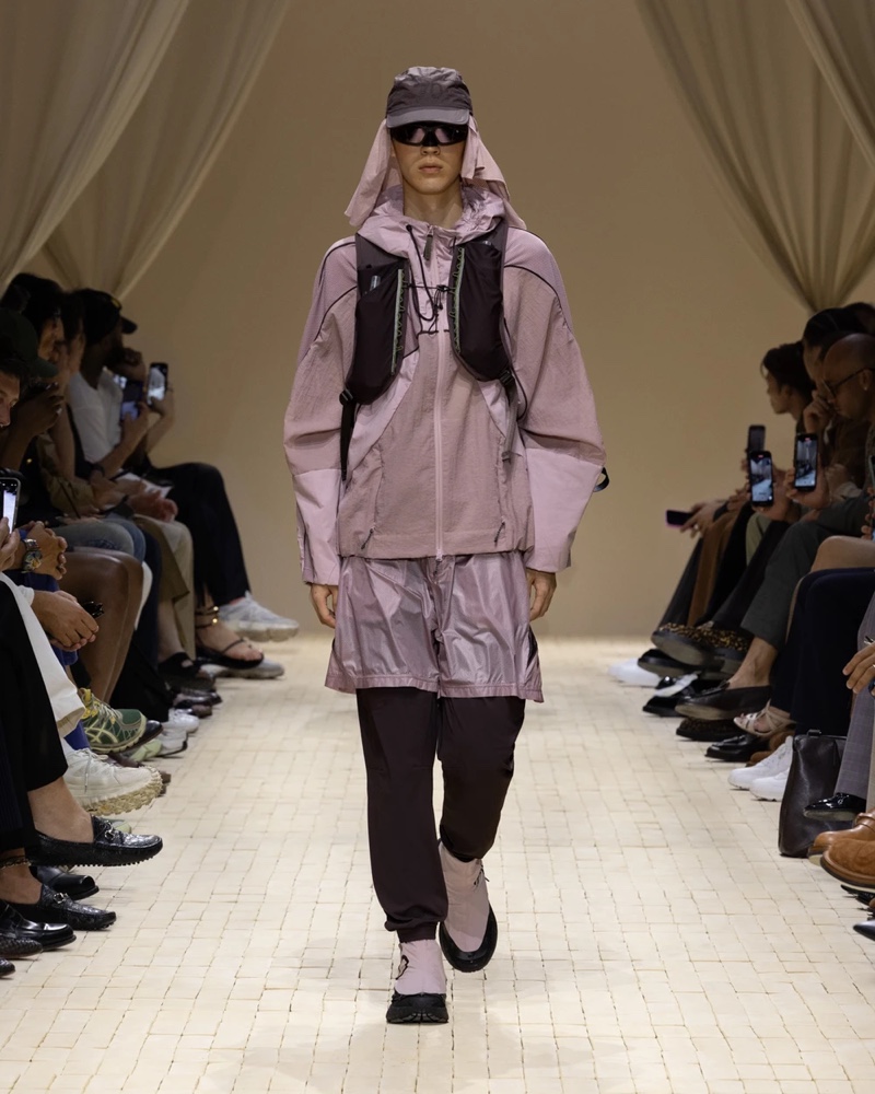» Emporio Armani Spring 2026 Dresses the Modern Nomad Emporio Armani Spring Summer 2026 013