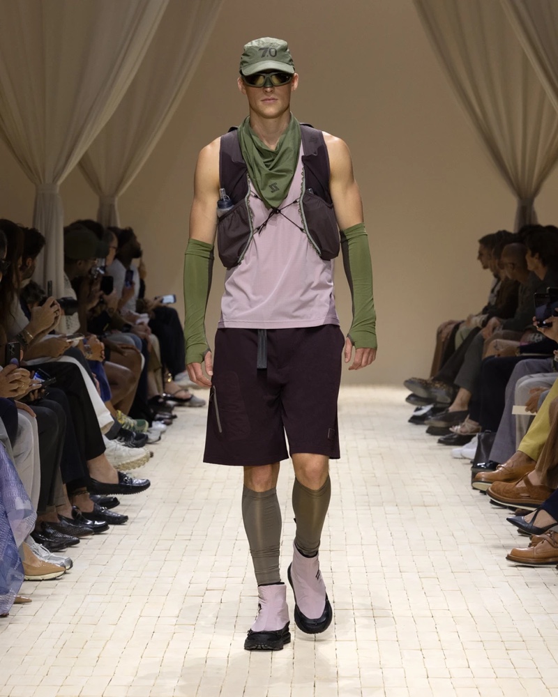 » Emporio Armani Spring 2026 Dresses the Modern Nomad Emporio Armani Spring Summer 2026 015