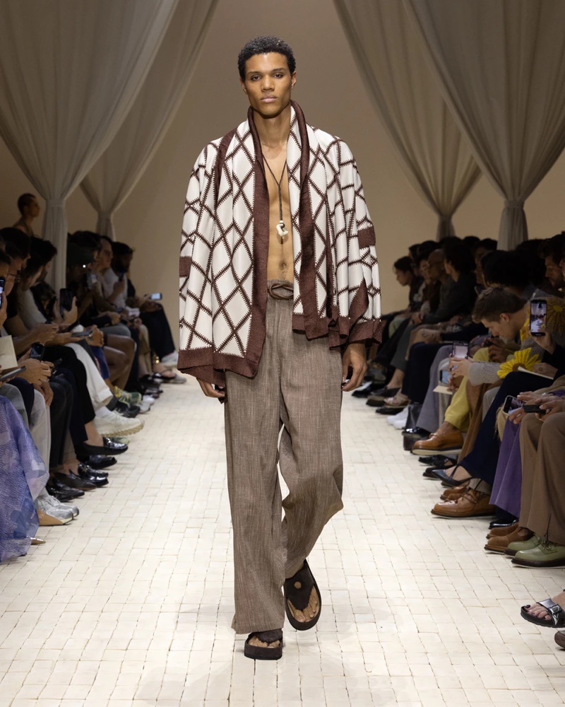 » Emporio Armani Spring 2026 Dresses the Modern Nomad Emporio Armani Spring Summer 2026 033