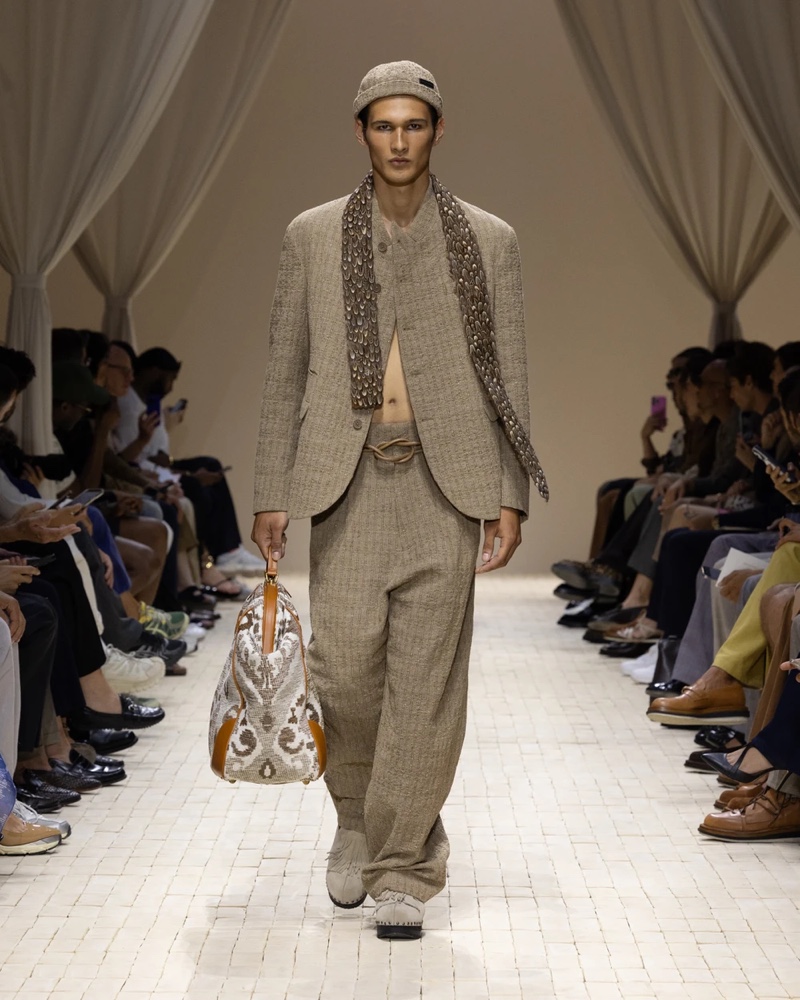 » Emporio Armani Spring 2026 Dresses the Modern Nomad Emporio Armani Spring Summer 2026 040