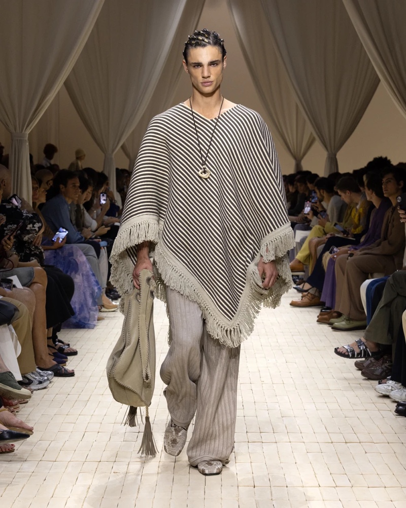 » Emporio Armani Spring 2026 Dresses the Modern Nomad Emporio Armani Spring Summer 2026 057