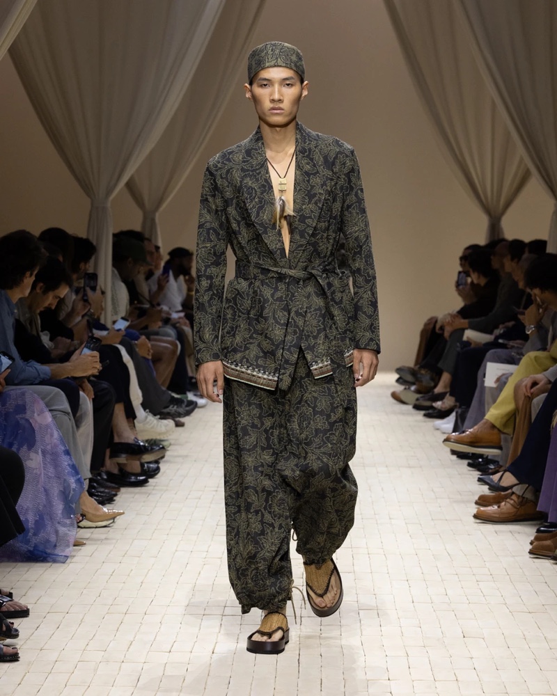» Emporio Armani Spring 2026 Dresses the Modern Nomad Emporio Armani Spring Summer 2026 072
