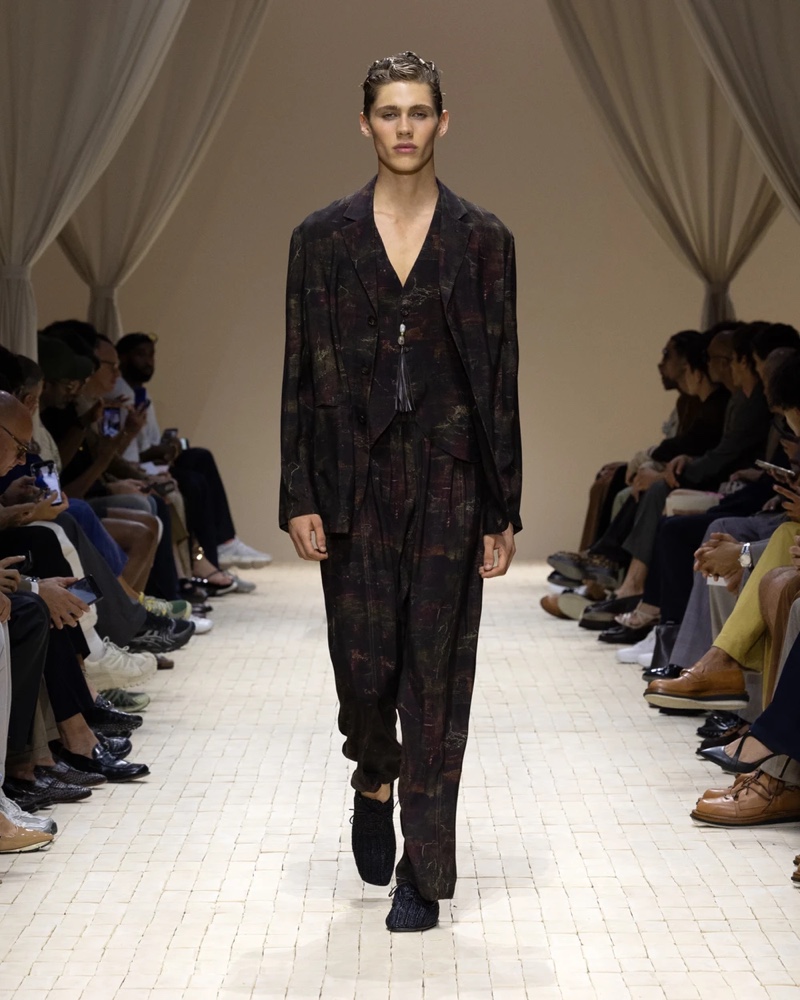 » Emporio Armani Spring 2026 Dresses the Modern Nomad Emporio Armani Spring Summer 2026 078