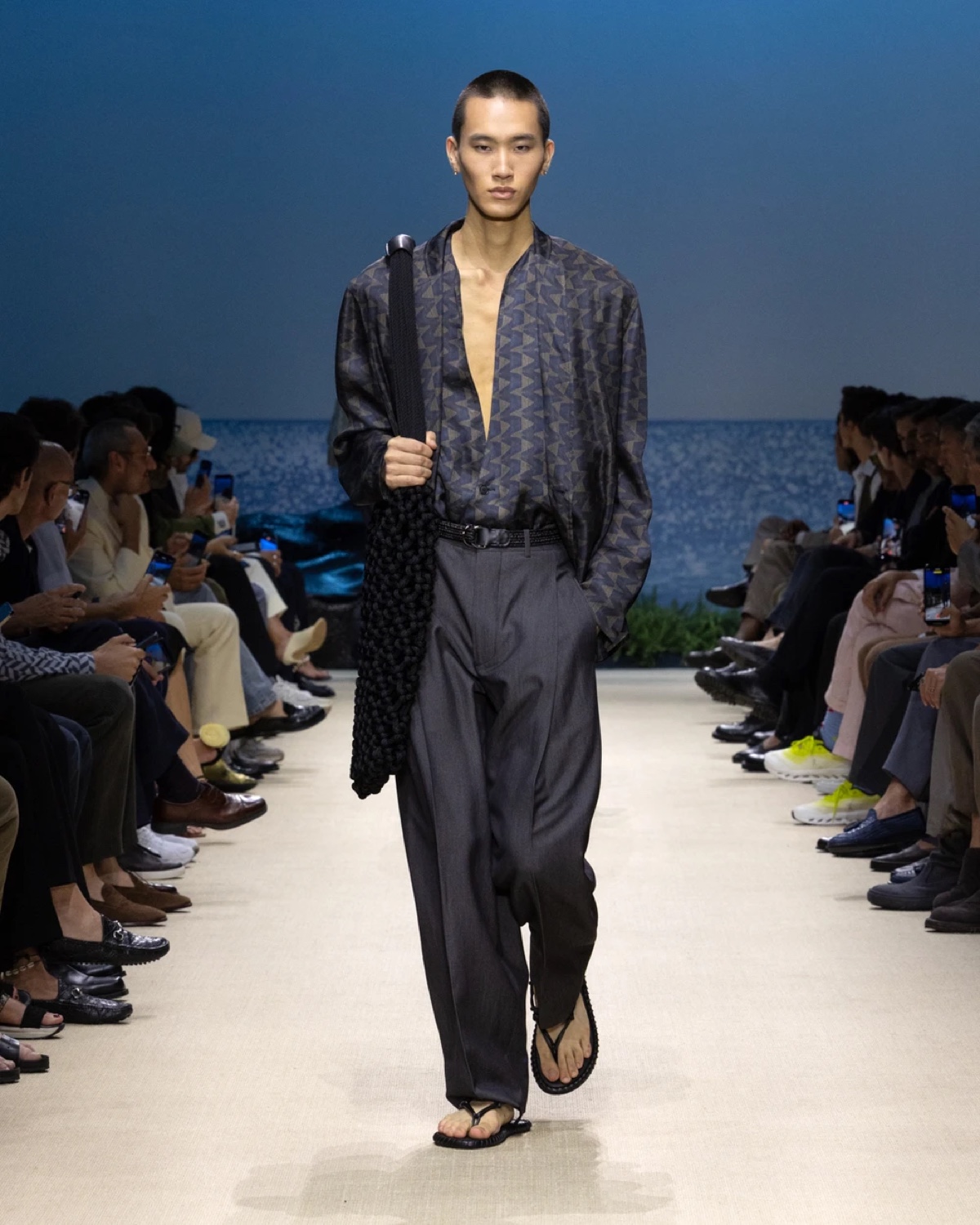 » Giorgio Armani Spring 2026 Layers the Familiar & Faraway Giorgio Armani Spring Summer 2026 005