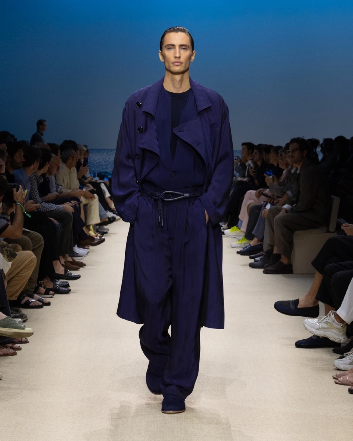 » Giorgio Armani Spring 2026 Layers the Familiar & Faraway Giorgio Armani Spring Summer 2026 010