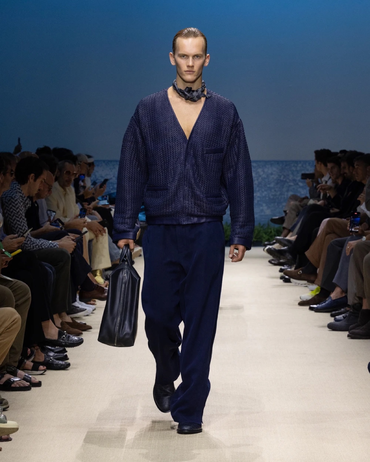 » Giorgio Armani Spring 2026 Layers the Familiar & Faraway Giorgio Armani Spring Summer 2026 013