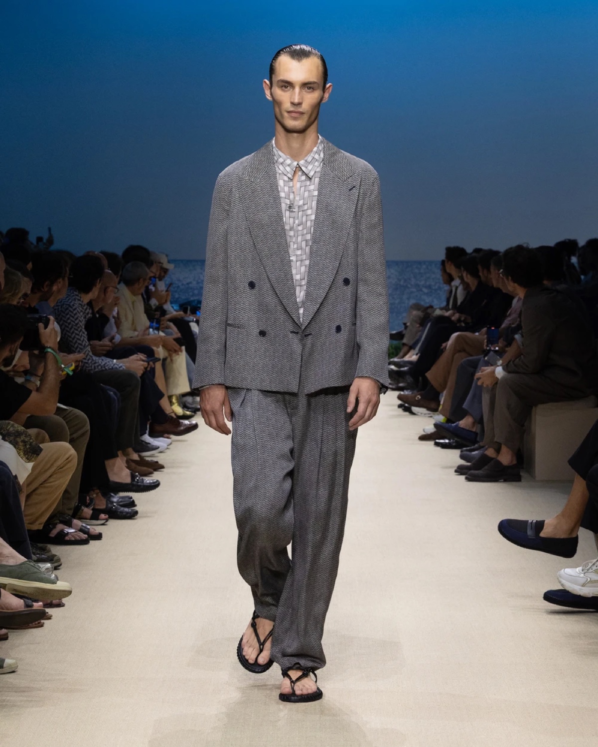» Giorgio Armani Spring 2026 Layers the Familiar & Faraway Giorgio Armani Spring Summer 2026 017