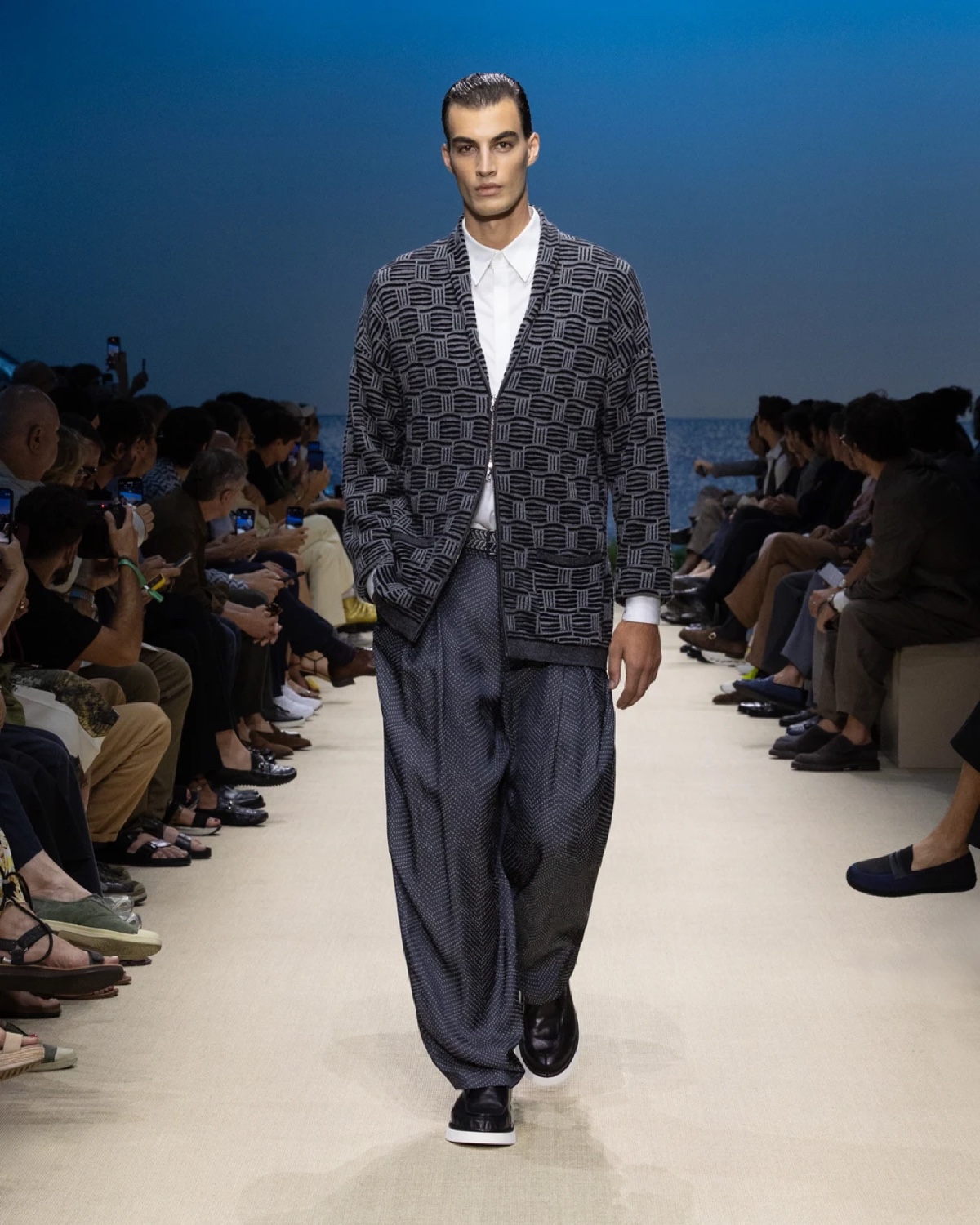 » Giorgio Armani Spring 2026 Layers the Familiar & Faraway Giorgio Armani Spring Summer 2026 019