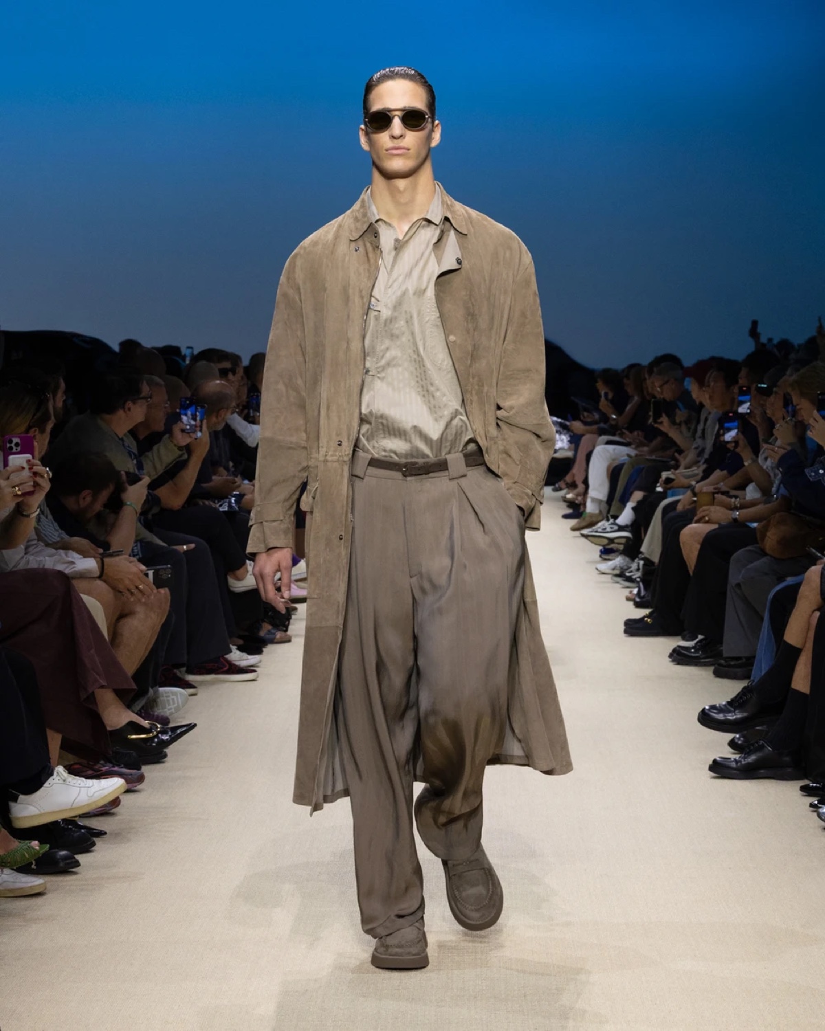 » Giorgio Armani Spring 2026 Layers the Familiar & Faraway Giorgio Armani Spring Summer 2026 029