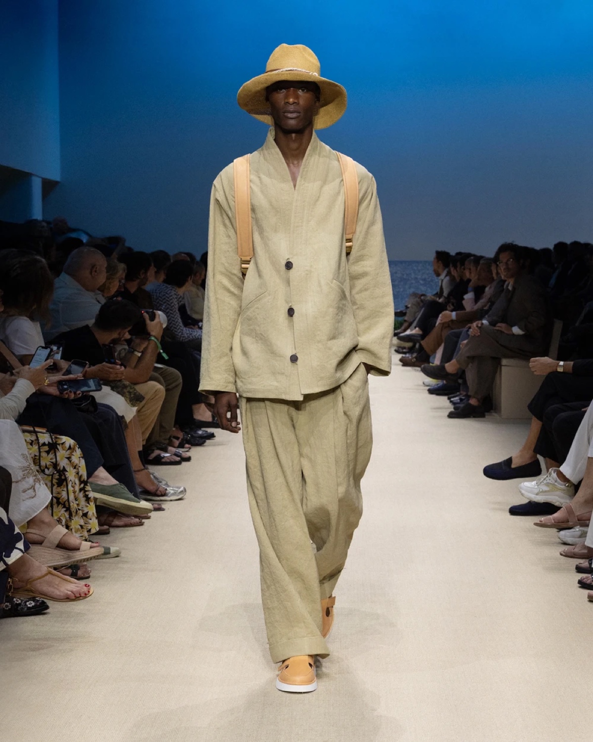» Giorgio Armani Spring 2026 Layers the Familiar & Faraway Giorgio Armani Spring Summer 2026 049