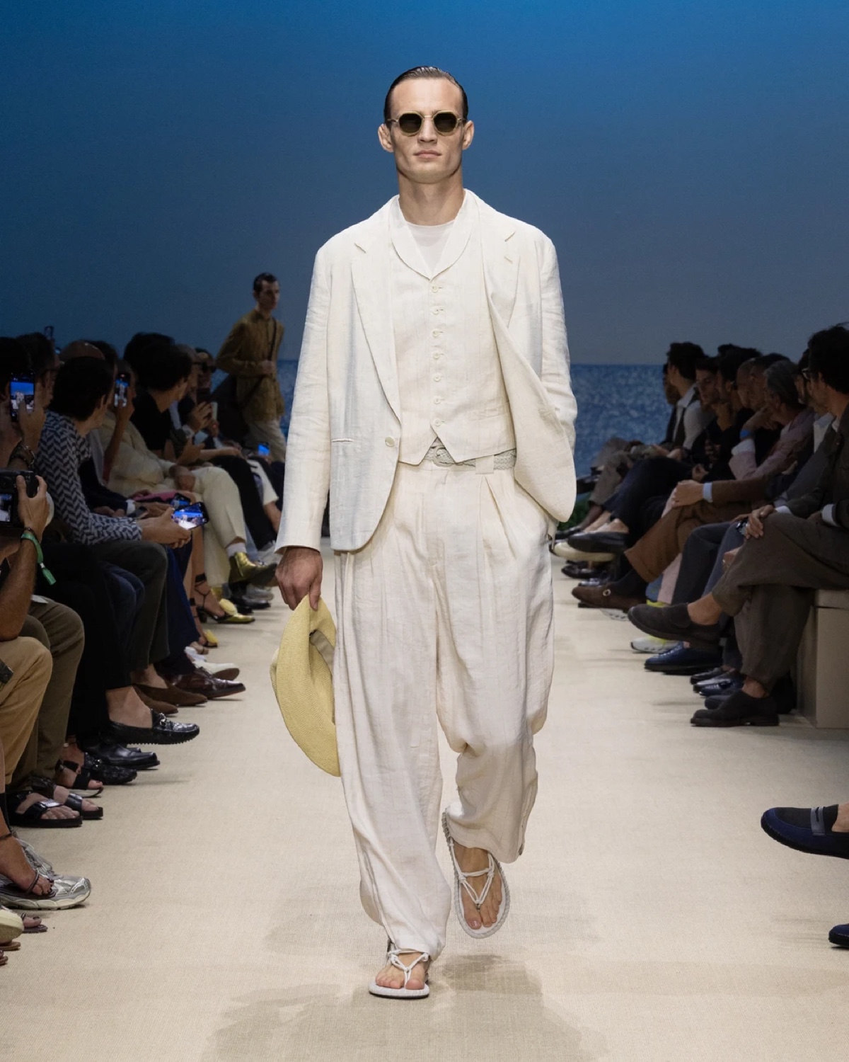 » Giorgio Armani Spring 2026 Layers the Familiar & Faraway Giorgio Armani Spring Summer 2026 051
