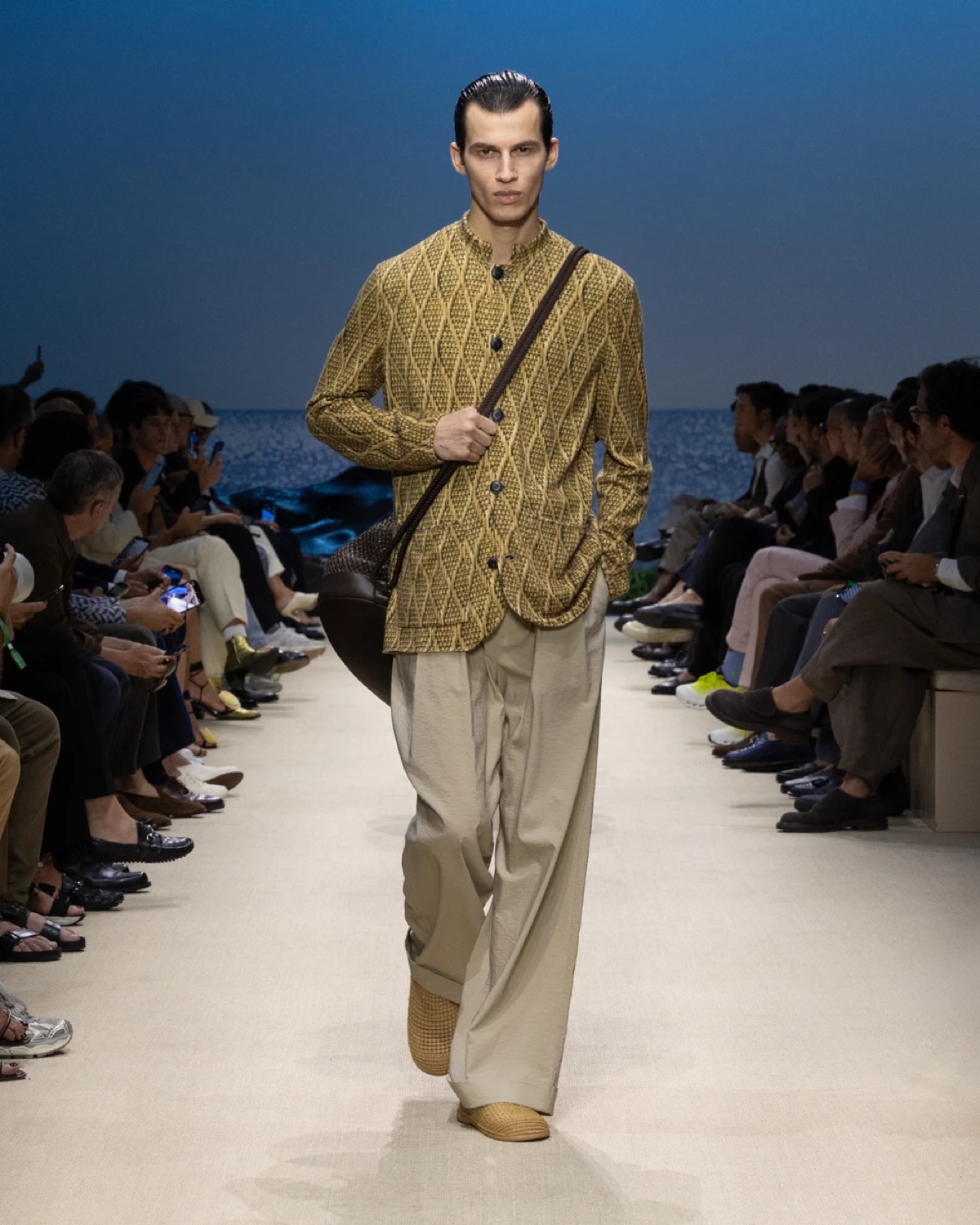 » Giorgio Armani Spring 2026 Layers the Familiar & Faraway Giorgio Armani Spring Summer 2026 053