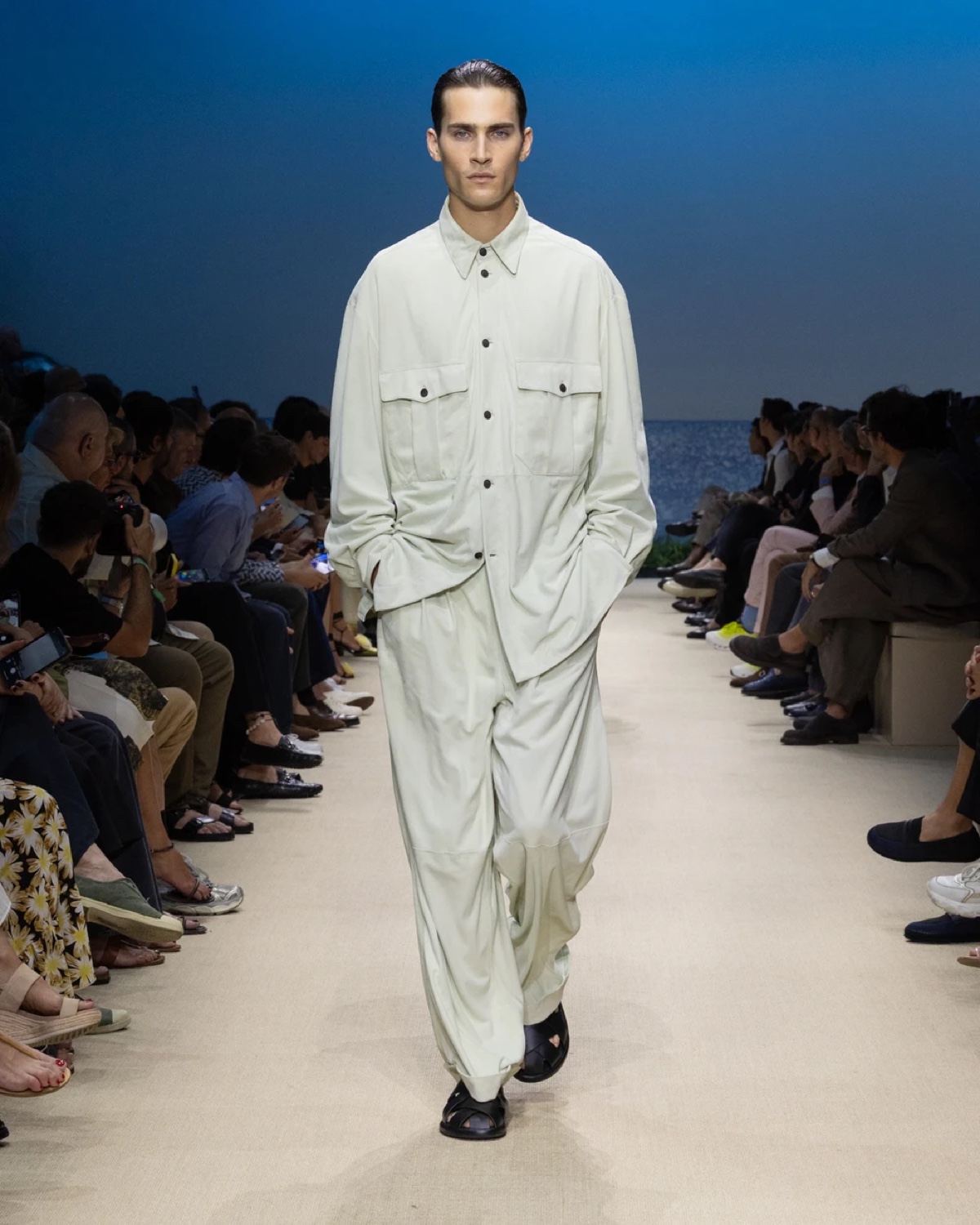 » Giorgio Armani Spring 2026 Layers the Familiar & Faraway Giorgio Armani Spring Summer 2026 056