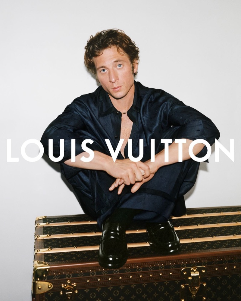 Jeremy Allen White poses atop a Louis Vuitton trunk. » Jeremy Allen White Joins Louis Vuitton as House Ambassador Jeremy Allen White poses atop a Louis Vuitton trunk.