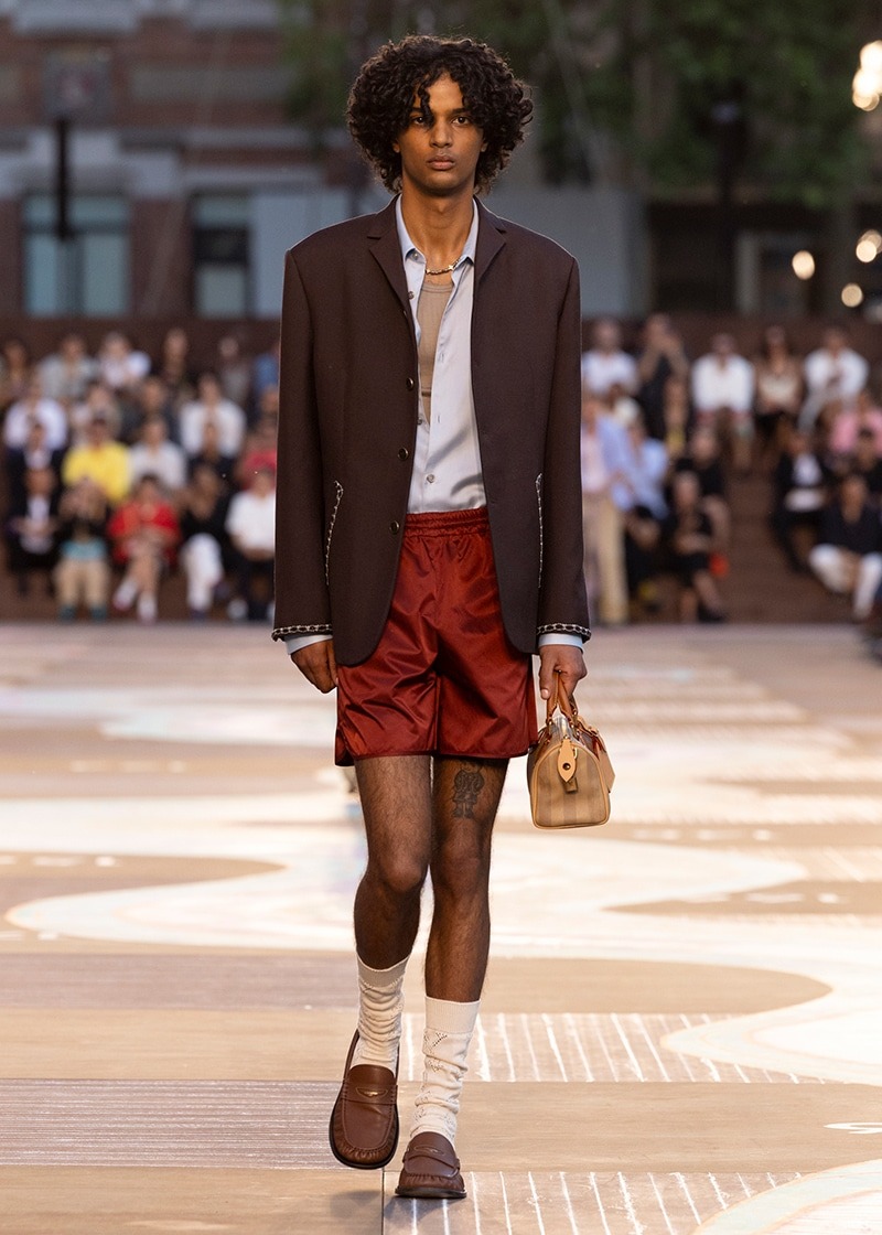 » Louis Vuitton Spring 2026 Traces a Line from India to Paris Louis Vuitton Spring Summer 2026 Collection 024