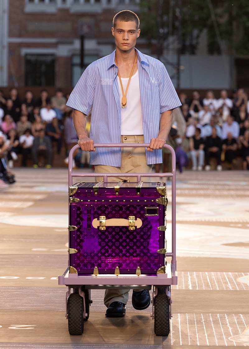 » Louis Vuitton Spring 2026 Traces a Line from India to Paris Louis Vuitton Spring Summer 2026 Collection 028