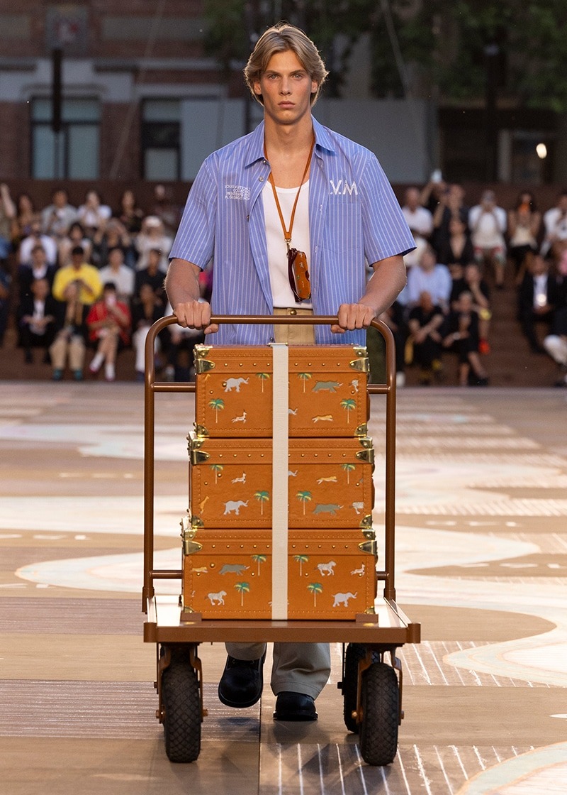 » Louis Vuitton Spring 2026 Traces a Line from India to Paris Louis Vuitton Spring Summer 2026 Collection 042