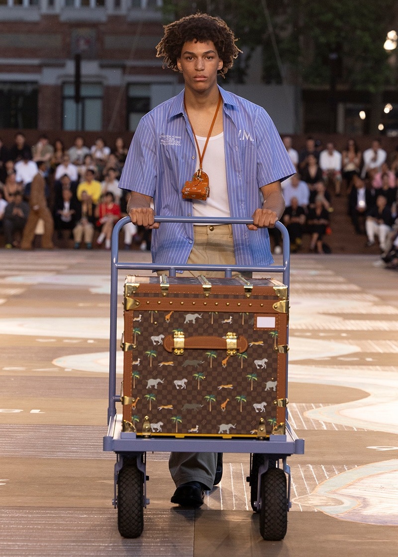 » Louis Vuitton Spring 2026 Traces a Line from India to Paris Louis Vuitton Spring Summer 2026 Collection 054