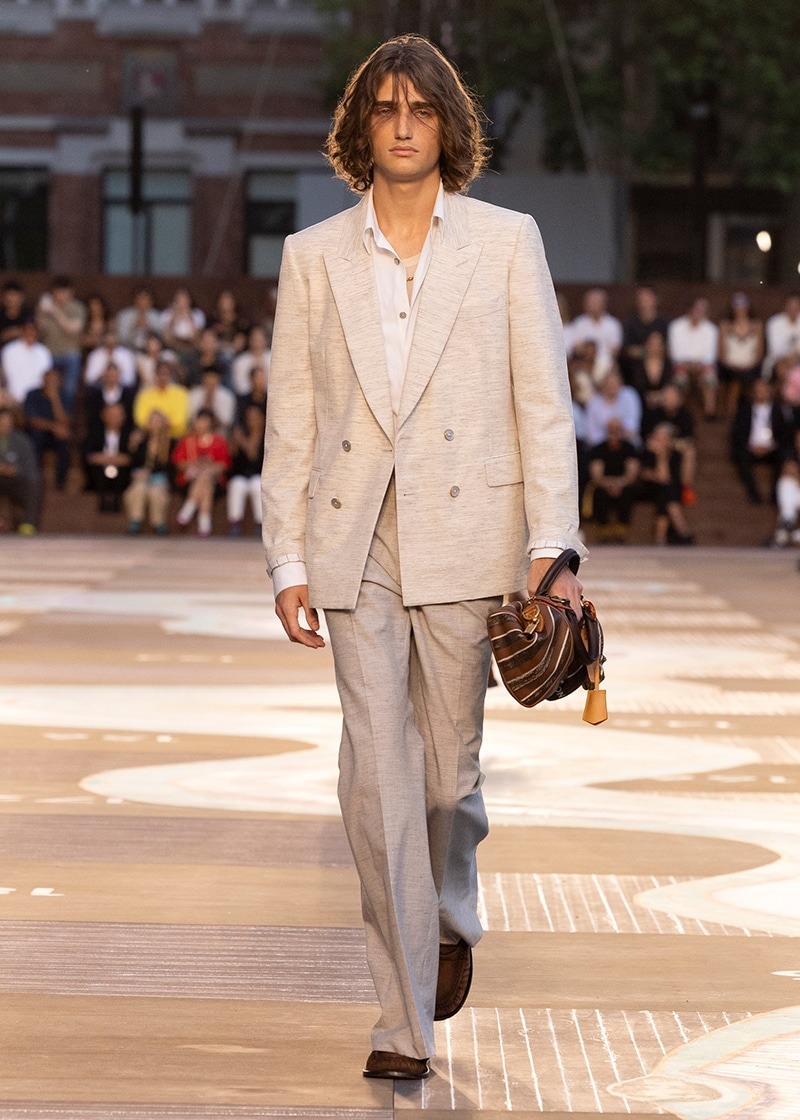 » Louis Vuitton Spring 2026 Traces a Line from India to Paris Louis Vuitton Spring Summer 2026 Collection 074