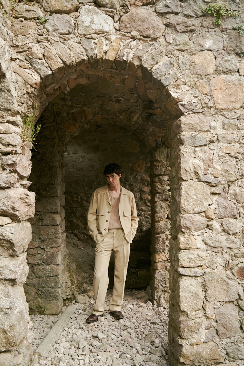 » Luca Larenza Spring 2026 Holds a Line Between Art & Place Luca Larenza Spring Summer 2026 Collection 011
