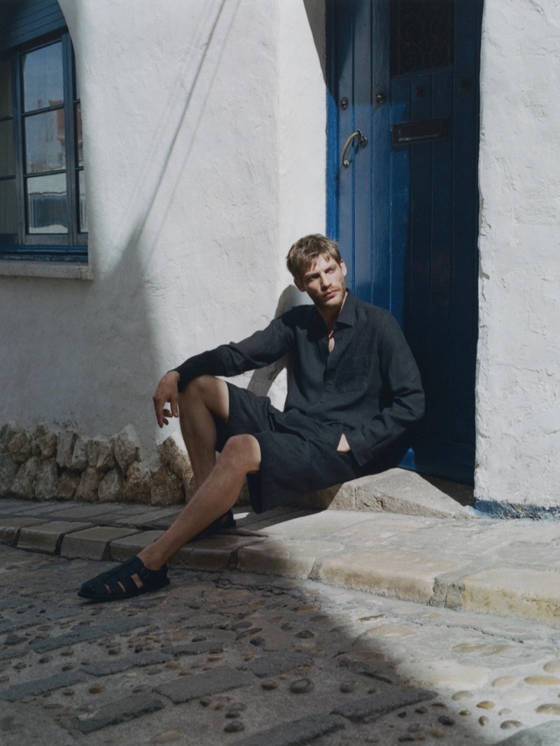 » Massimo Dutti Revisits Classics in a Summer Coastal Key Massimo Dutti 2025 Deja Vu 018