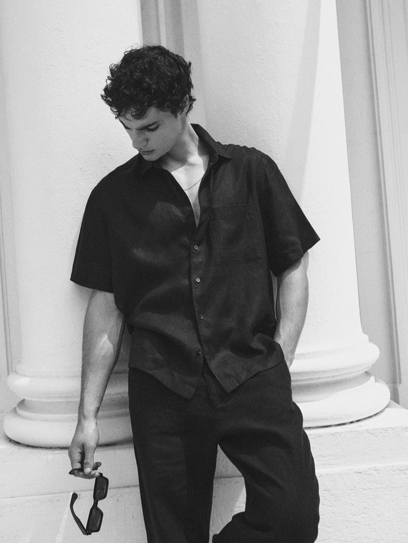 » Saint-Tropez Sets the Tone for Massimo Dutti's Summer Massimo Dutti 2025 Saint Tropez 005