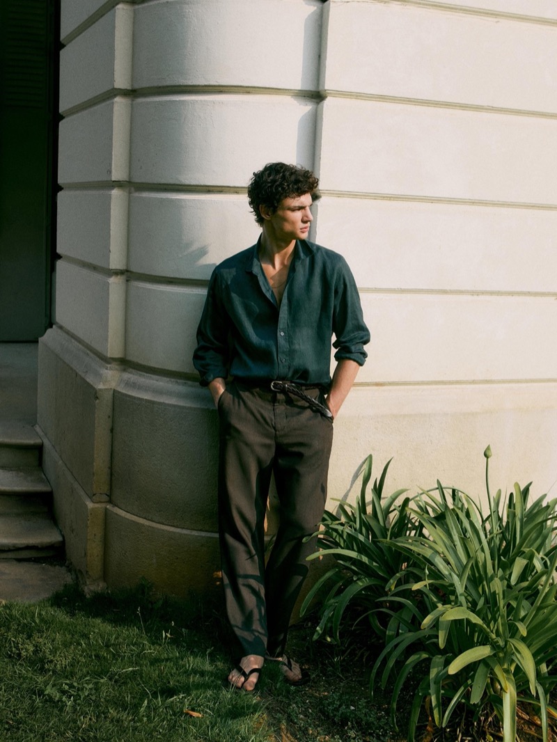 » Saint-Tropez Sets the Tone for Massimo Dutti's Summer Massimo Dutti 2025 Saint Tropez 007