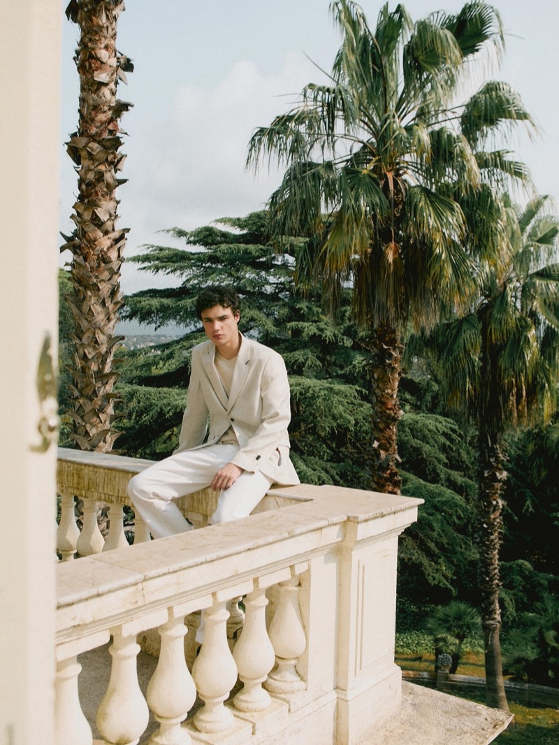 » Saint-Tropez Sets the Tone for Massimo Dutti's Summer Massimo Dutti 2025 Saint Tropez 011