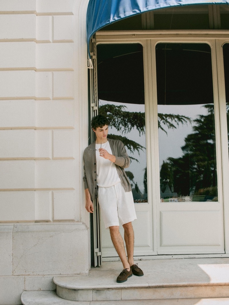 » Saint-Tropez Sets the Tone for Massimo Dutti's Summer Massimo Dutti 2025 Saint Tropez 013