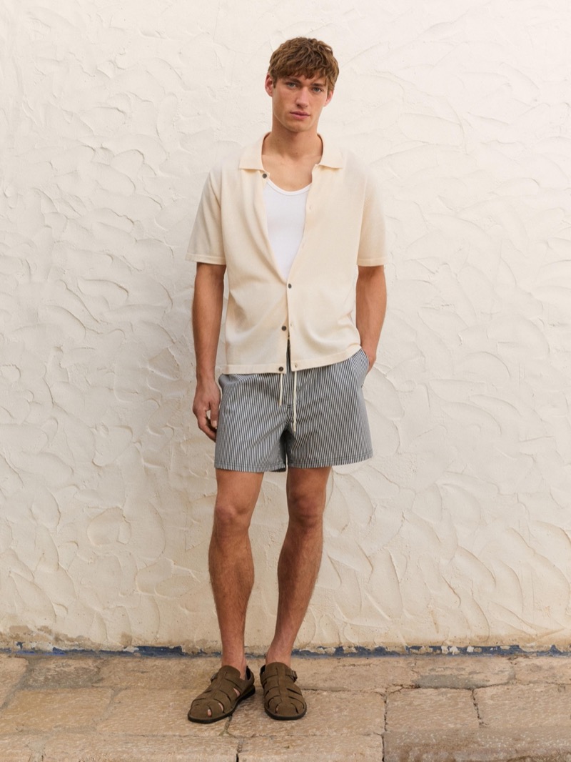 » Massimo Dutti's Summer Swimwear Offers Refined Simplicity Massimo Dutti Swimwear 012