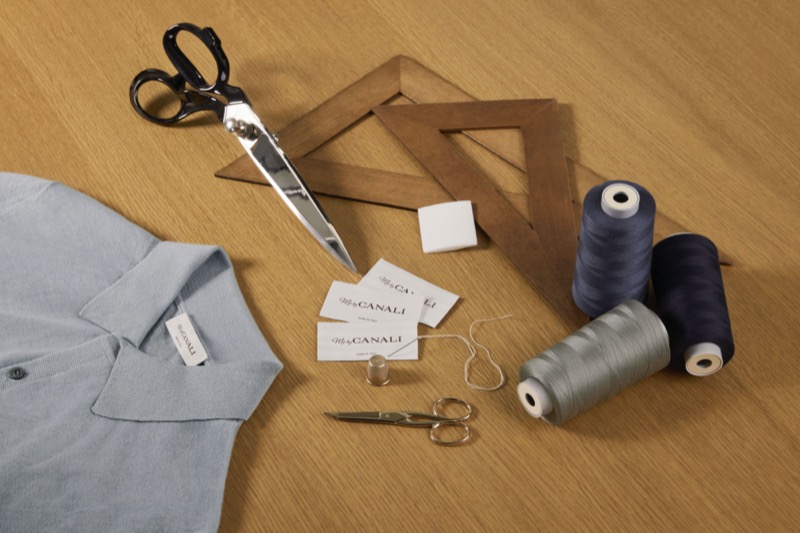 » Me by Canali Delivers Tailoring with a Soft Modern Touch Me by Canali Spring Summer 2025 012