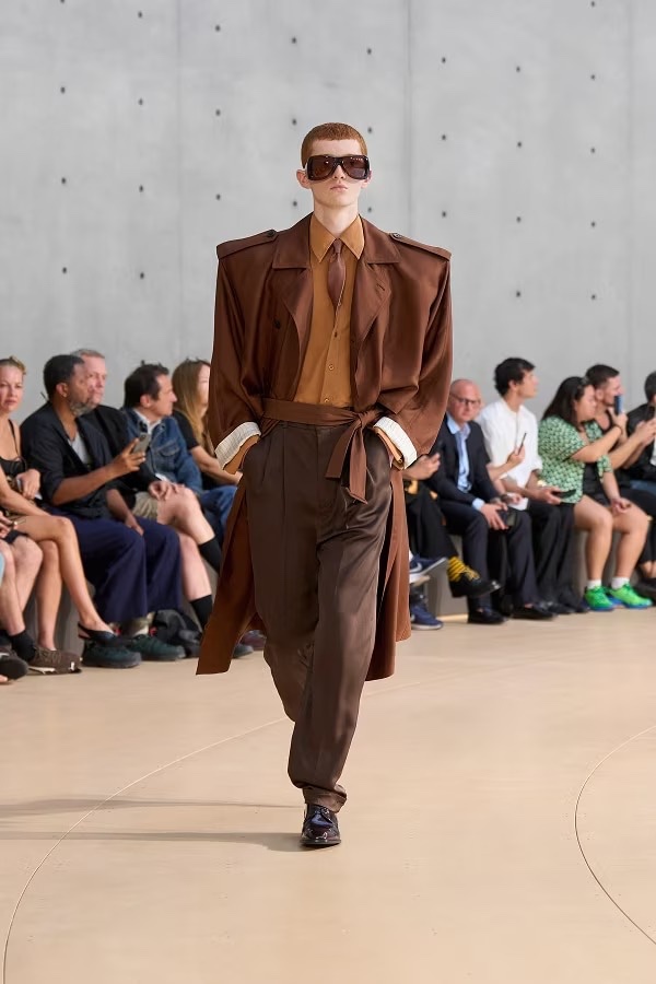 » Saint Laurent Spring 2026 Moves Between City & Coast Saint Laurent Spring Summer 2026 003