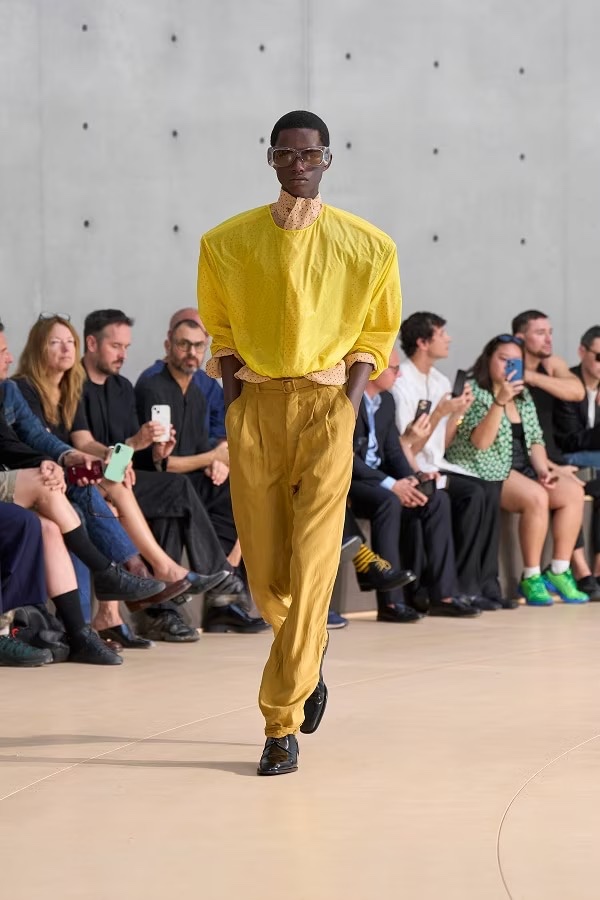 » Saint Laurent Spring 2026 Moves Between City & Coast Saint Laurent Spring Summer 2026 012