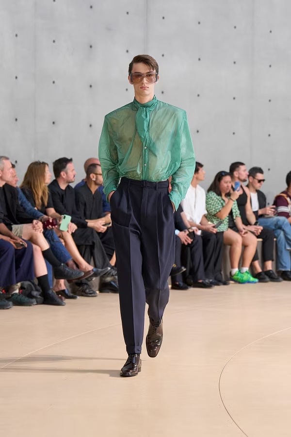» Saint Laurent Spring 2026 Moves Between City & Coast Saint Laurent Spring Summer 2026 015