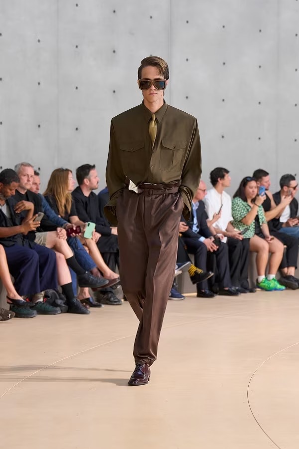 » Saint Laurent Spring 2026 Moves Between City & Coast Saint Laurent Spring Summer 2026 016