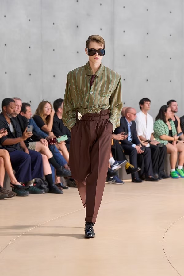 » Saint Laurent Spring 2026 Moves Between City & Coast Saint Laurent Spring Summer 2026 025