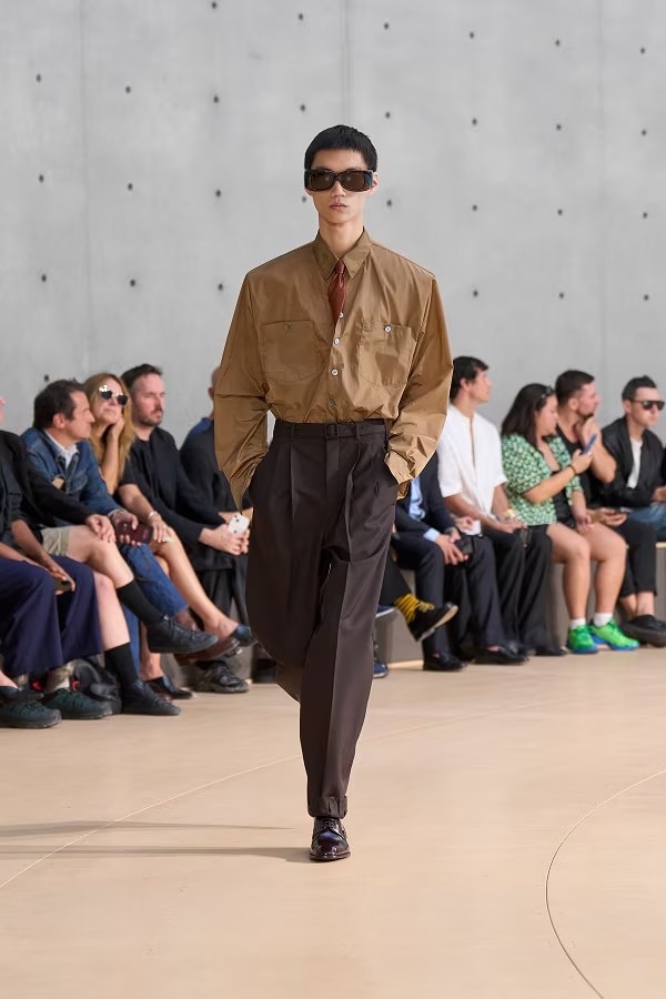 » Saint Laurent Spring 2026 Moves Between City & Coast Saint Laurent Spring Summer 2026 034