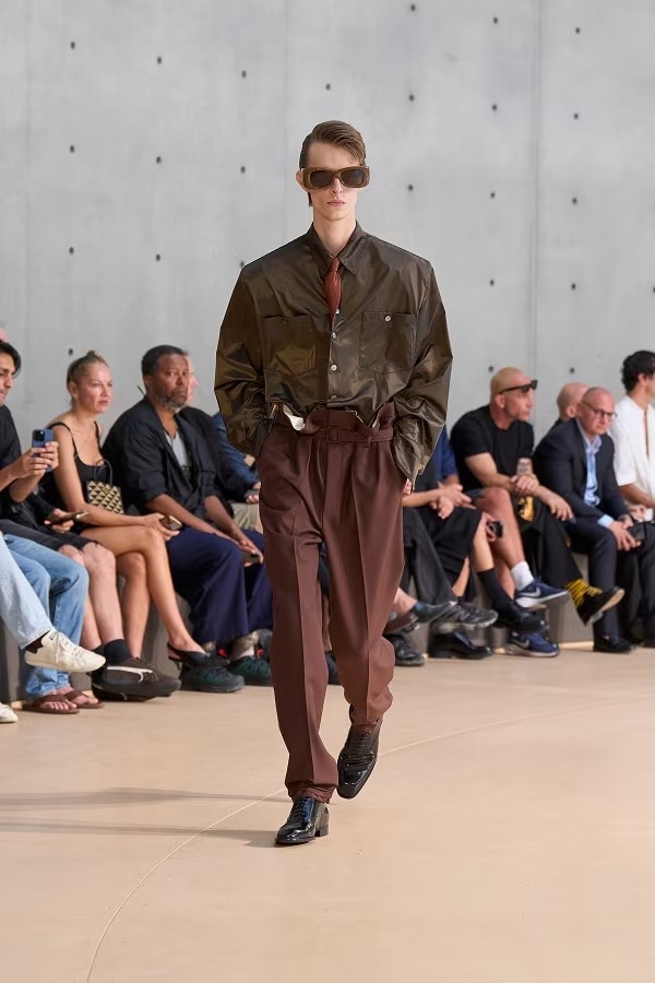 » Saint Laurent Spring 2026 Moves Between City & Coast Saint Laurent Spring Summer 2026 037
