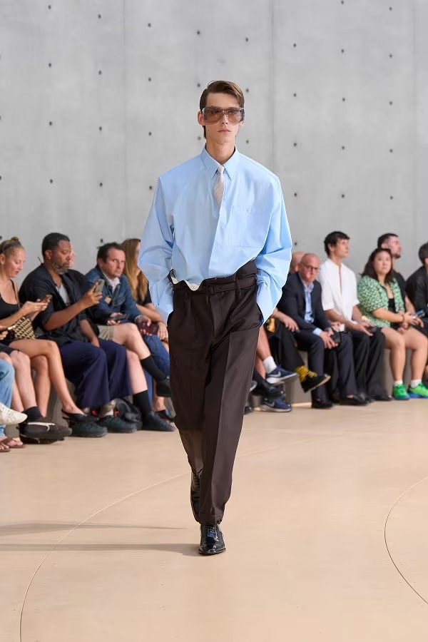 » Saint Laurent Spring 2026 Moves Between City & Coast Saint Laurent Spring Summer 2026 040
