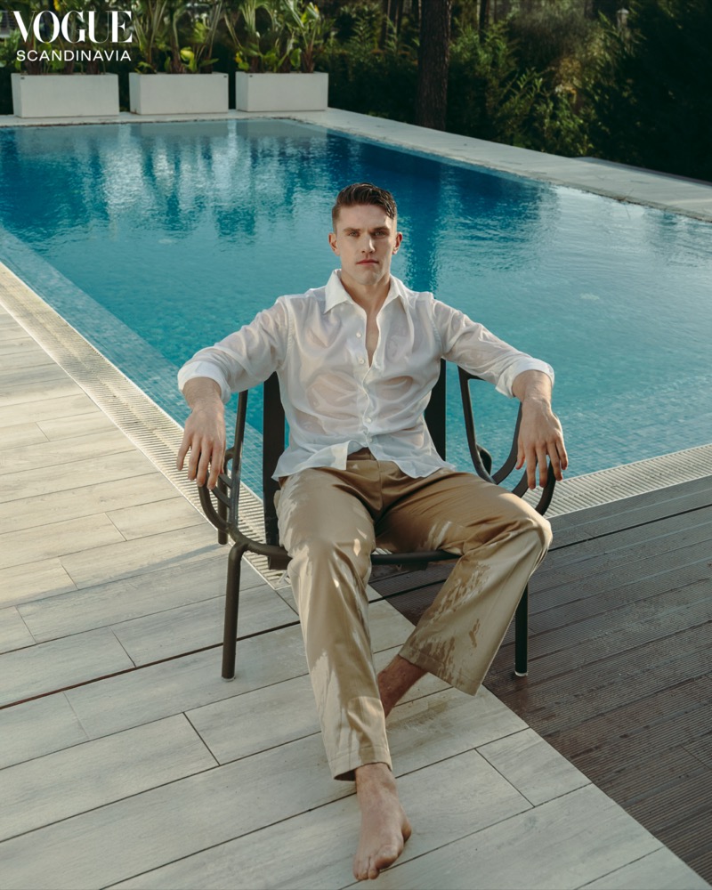 » Viktor Gyökeres Scores Big in Fashion with Vogue Scandinavia Viktor Gyokeres 2025 Vogue Scandinavia 002